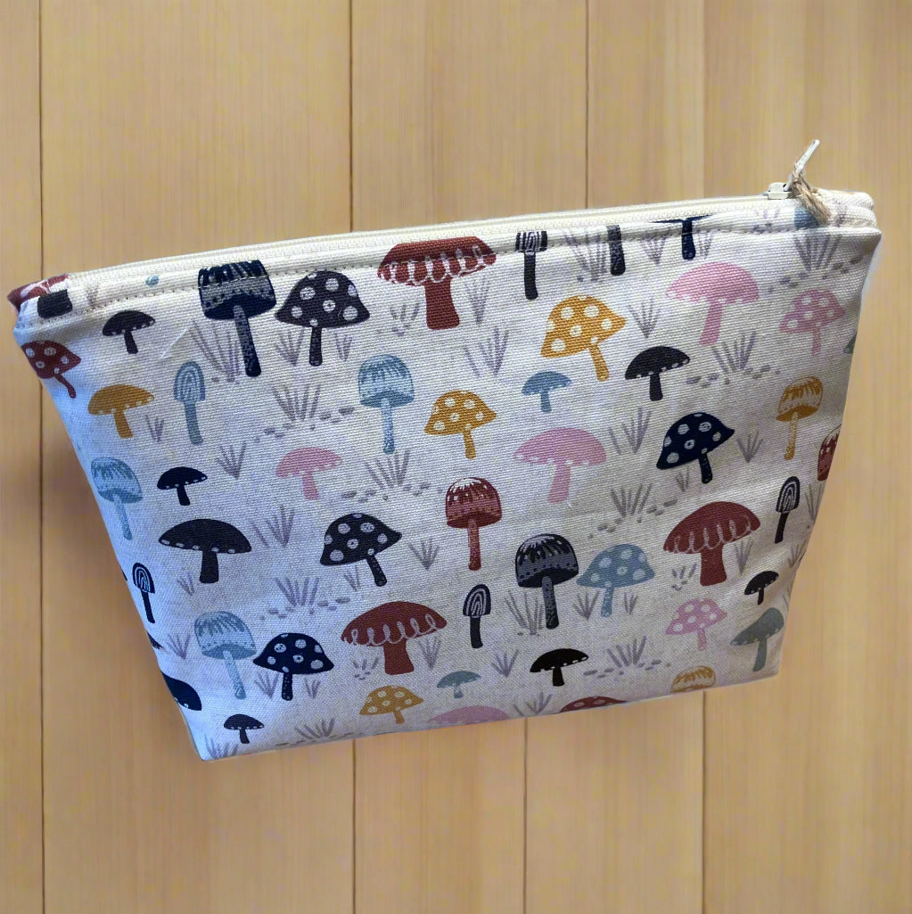 Mushroom Zipper Pouch