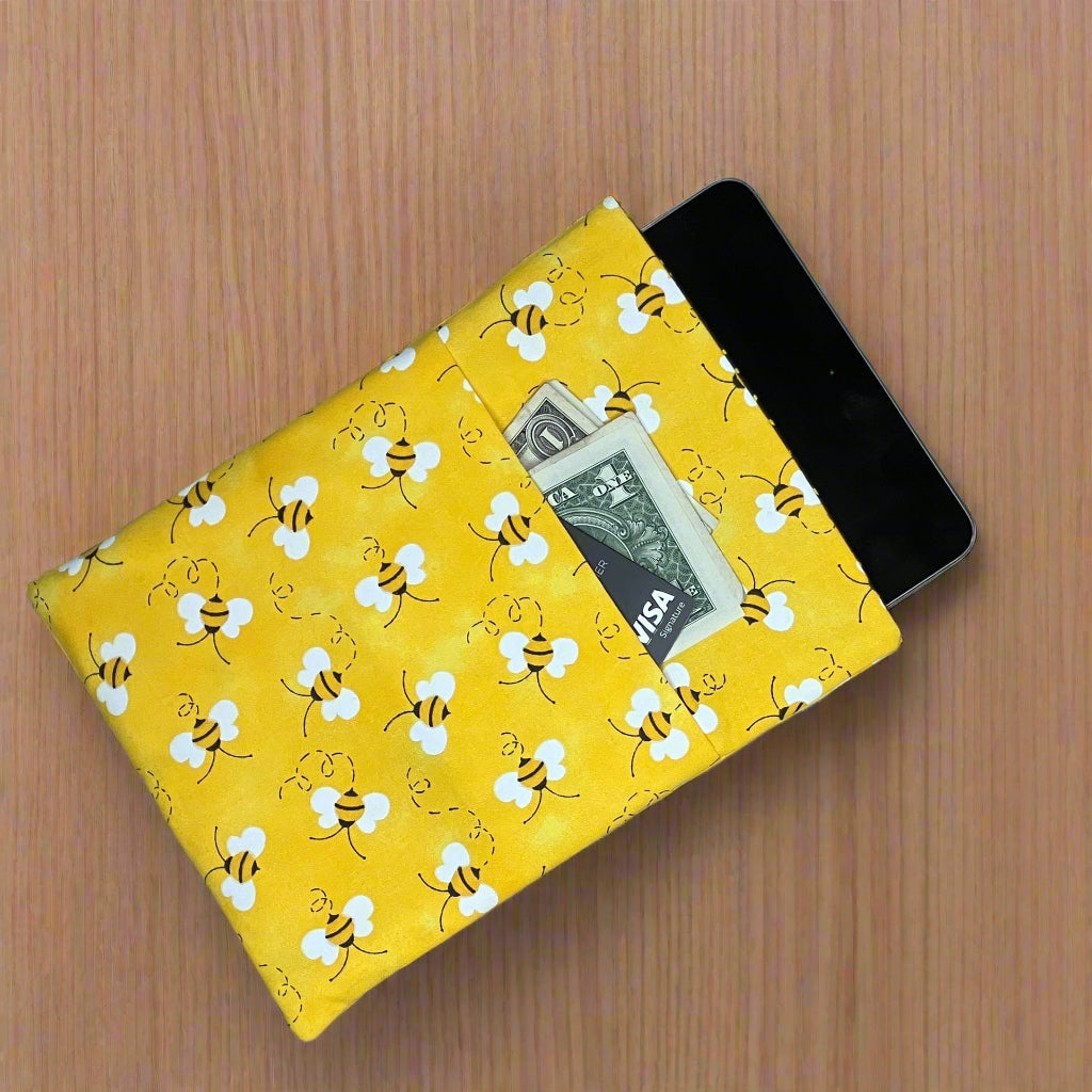 6x8" Bee Book/Kindle Sleeve