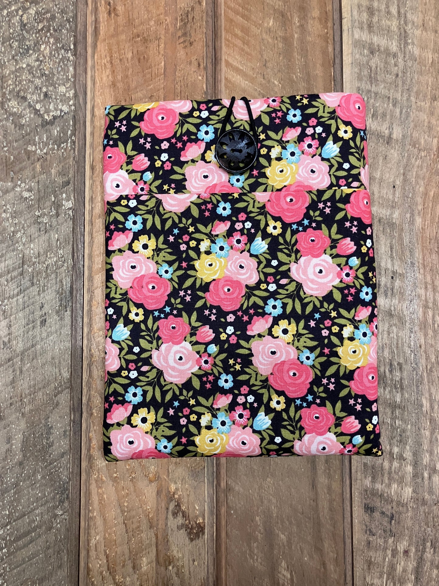 6x8" Salmon Roses Book/Kindle Sleeve