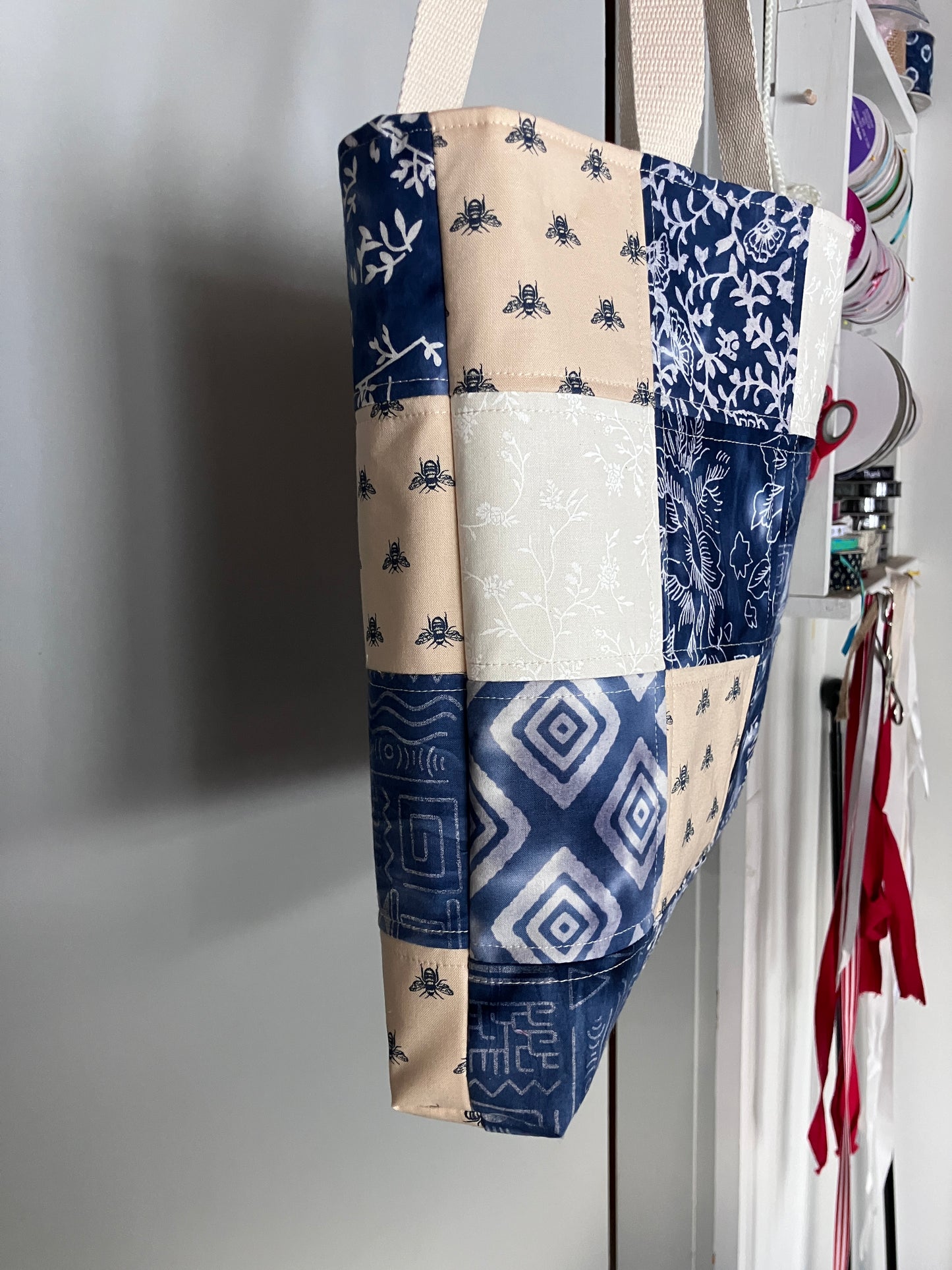 Quilted tote bag in Blues and Tan