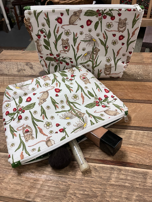 Woodland Mouse Zipper Pouch