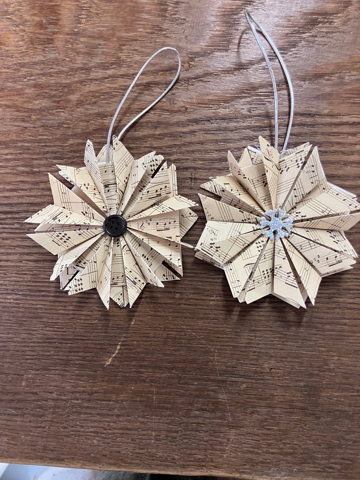 Origami Star Ornament Workshop - Sat. December 5th / 10:30-12:00